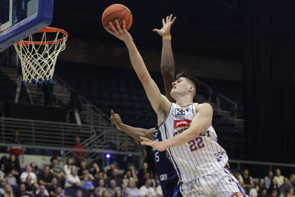 Sydney forward Alex Toohey.