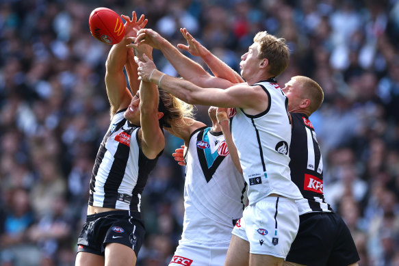 Collingwood v Port Adelaide.