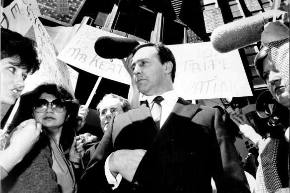 Paul Keating at the opening of the Chase Manhattan AMP Bank in Sydney, one of the winners of the banking licences.