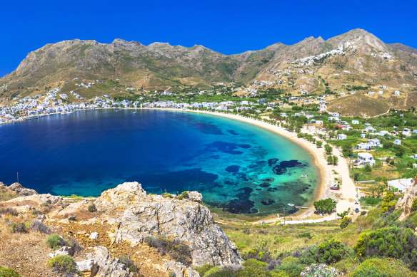 You won’t find too many passengers disembarking at the underrated island of Serifos.