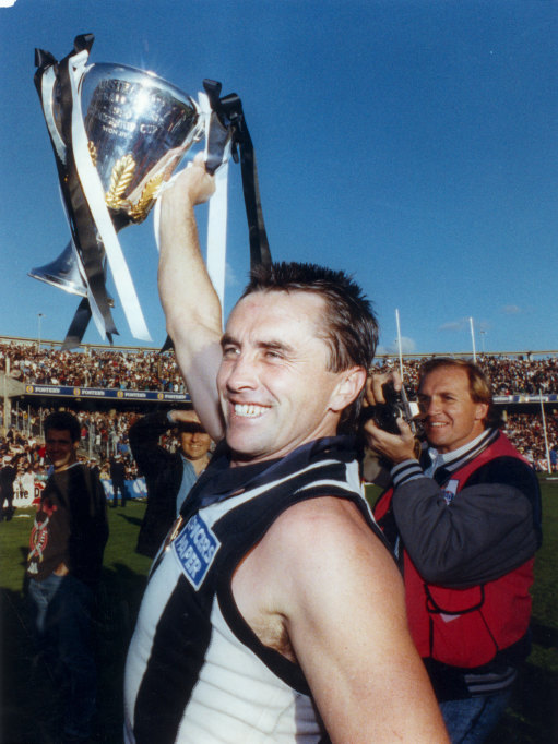 Tony Shaw with the 1990 premiership cup.