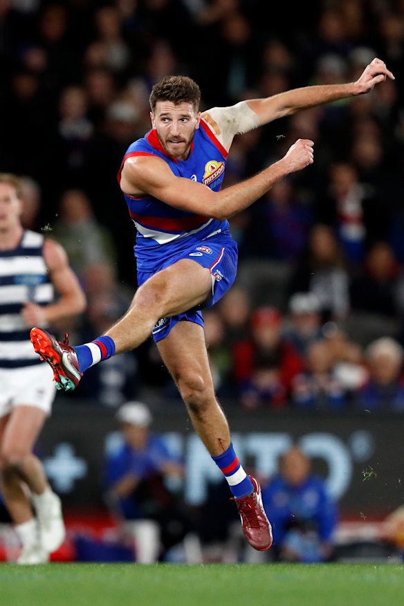 Marcus Bontempelli was on-point during the Bulldogs’ recovery.