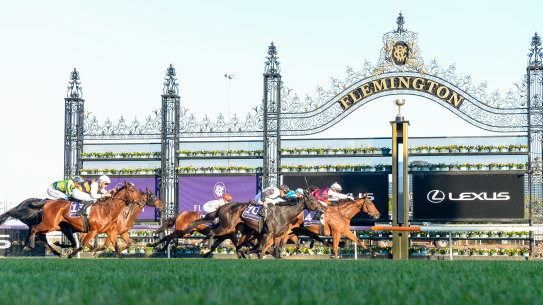 Nine gets the Melbourne Cup across the line. 