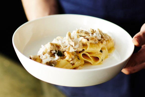 Rabbit ragu on pappardelle.