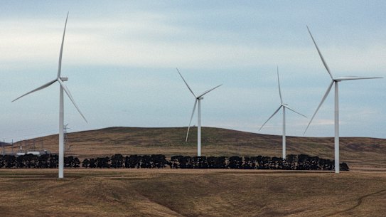 Australia’s emissions fell 0.8 per cent in the 12 months to September last year. 