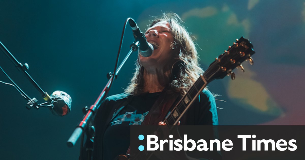 Melbourne reviews: Louis Tomlinson at the Sidney Myer Music Bowl; The Breeders at Forum Melbourne - Vimarsana News