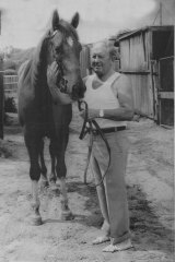 Luskin Star Visit colt with trainer George Hanlon, owned by Robert Holmes A’Court. January 20, 1982