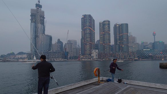 Smoke haze settles in Sydney Harbour.