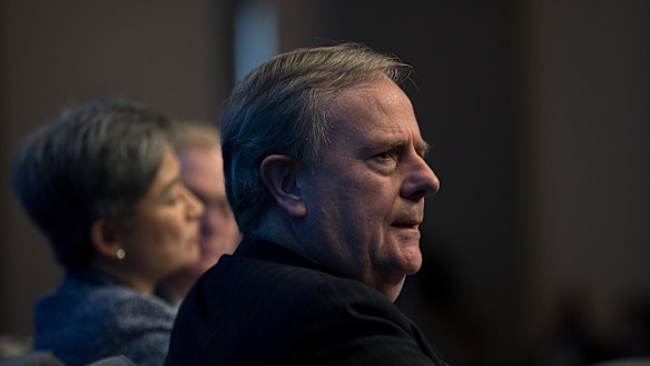 Future Fund chair Peter Costello has thrown his support behind the government's early access to superannuation scheme. 