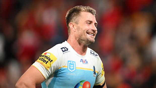 The Titans’ Kieran Foran levelled the scores just on half-time.