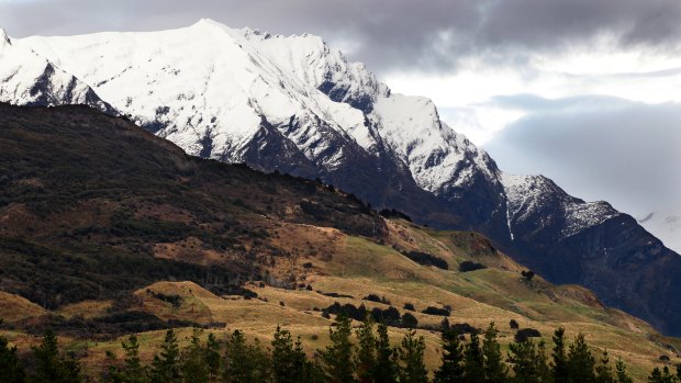 The climber set off up the Mt Aspiring "alone and lightly packed".