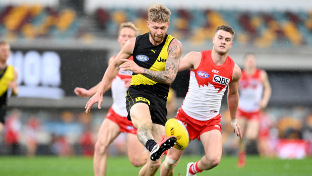 Attacking flair: Richmond's Nathan Broad puts boot to ball.