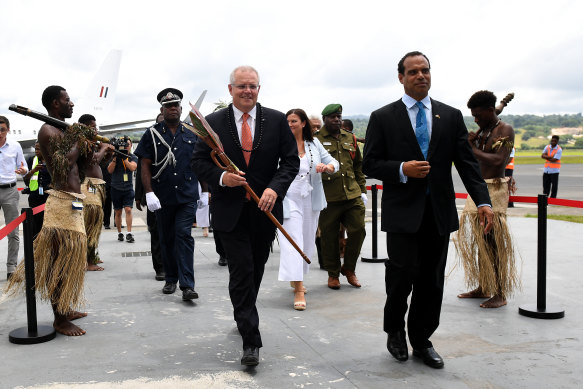Australian Prime Minister Scott Morrison and Mrs Morrison are greeted by Vanuatu Minister of Foreign Affairs Ralph Regenvanu (right) in Port Vila, Vanuatu, in January 2019. Mr Regenvanu has urged China to stop using coal.