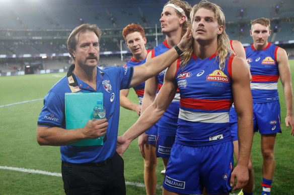 Coach Luke Beveridge with star midfielder Bailey Smith earlier this season.