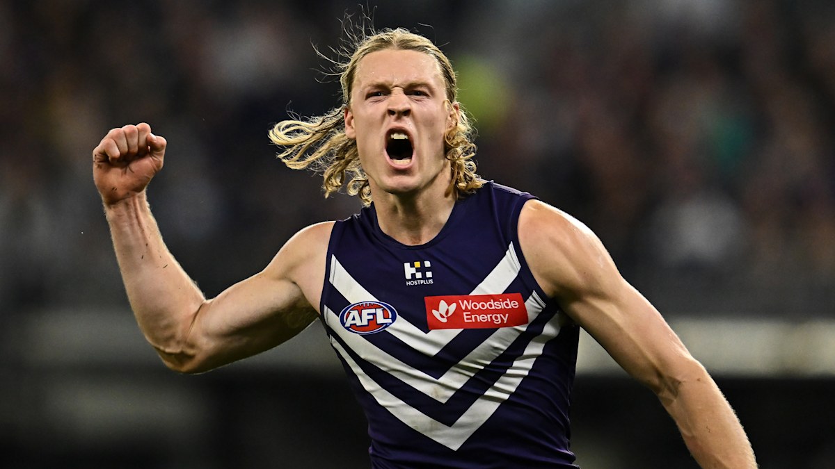 Much-loved Dockers tradition given green light for grand final