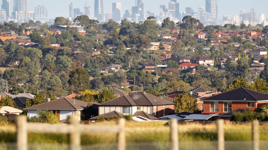 Decentralising city-based jobs is also key to curbing urban sprawl, according to a new report.
