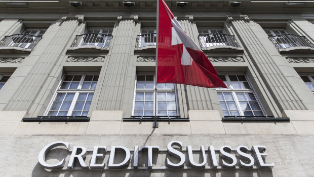 Switzerland takes aim at Credit Suisse bonus payouts