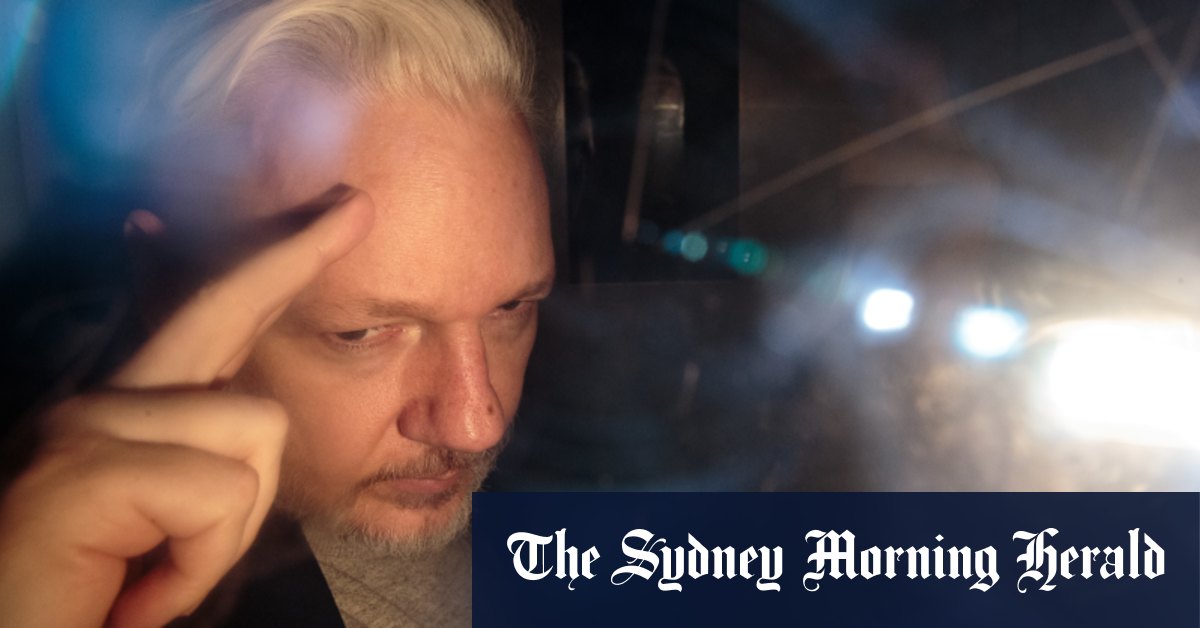Marea Britanie ordonă ca fondatorul WikiLeaks să fie trimis în SUA