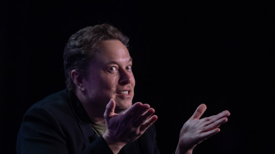 Elon Musk, supports Trump and escalates culture wars.