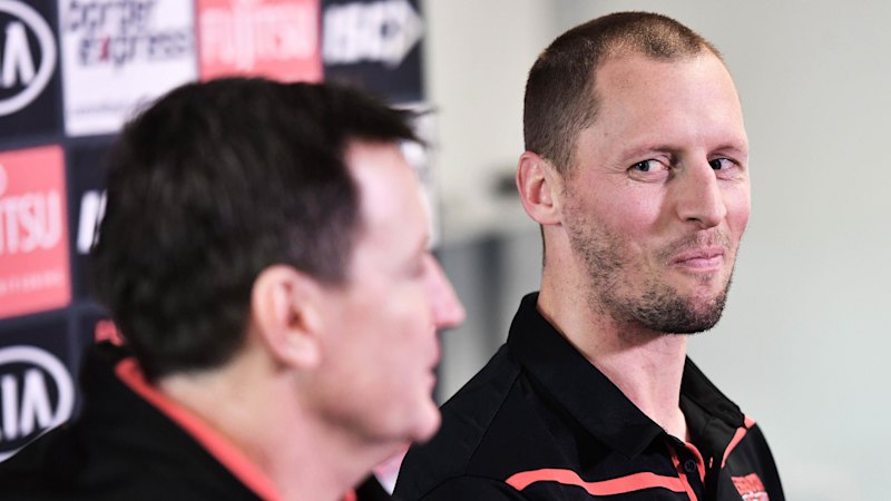 Carlton First: Geelong assistant may not go for Essendon job