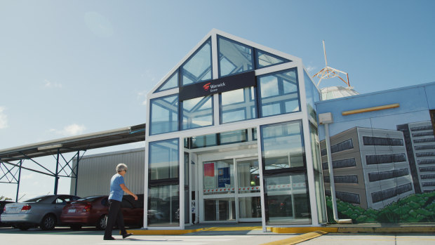 The Warwick Grove shopping centre has installed transparent solar panels at the centre, turning its glass atrium into a mini-solar power plant.