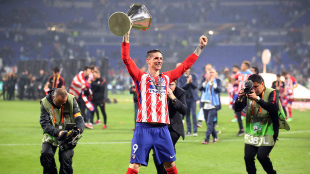 Fernando Torres with the Europa League trophy in May.