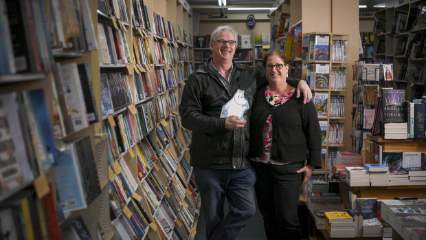 After 35 years, Tim's Bookshop in Kew - an institution of Melbourne's east run by Tim Warmington and wife Lynn Frankes - is up for sale.