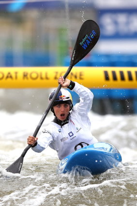 Jessica Fox competing in Krakow.