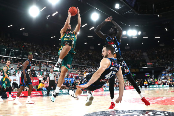 Sam McDaniel drives to the basket for the JackJumpers.