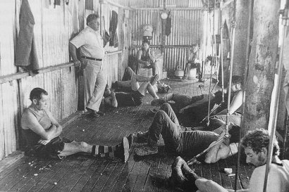 Mick O’Shea (standing) addresses shearers during the wide clip dispute.