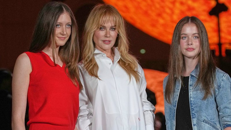 Nicole Kidman at Chanel and koalas on the runway in Paris