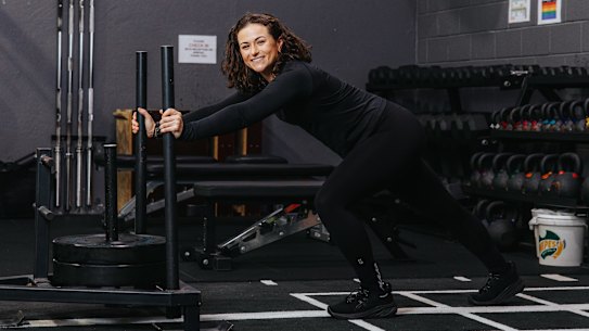 Keiley Mead is fully healed after trying a revolutionary new non-surgical approach to treating ACL tears.