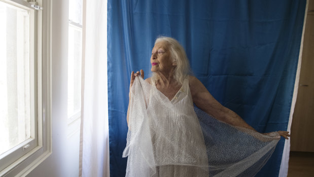 Eileen Kramer, 104-year-old ballerina.