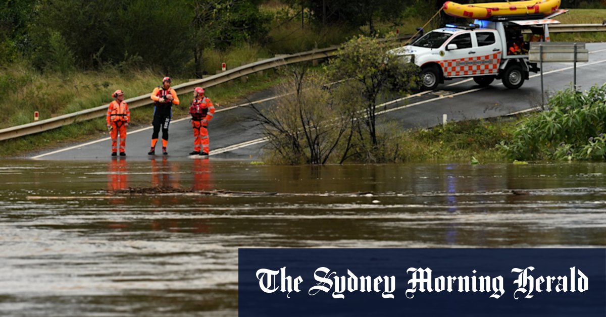 Sydney weather: Floodwaters rising in Sydney's north-west after rain - Vimarsana News