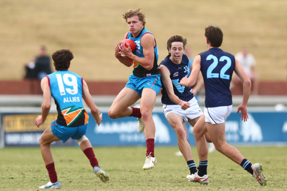 The hulking Jed Walter would possibly challenge Harley Reid as the No.1 pick at this year’s draft if the Gold Coast didn’t already have dibs on him.