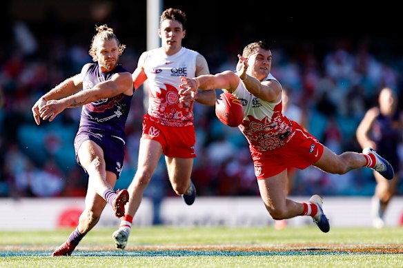 Tom Papley hurt his hamstring on Sunday.