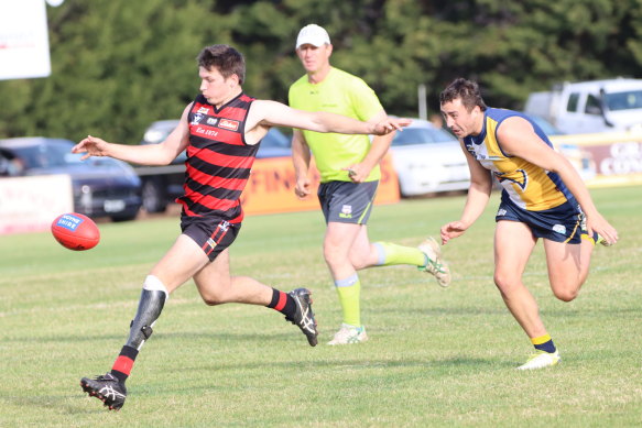 Jacob Mibus kicked Penshurst into the grand final - on a carbon-fibre leg.