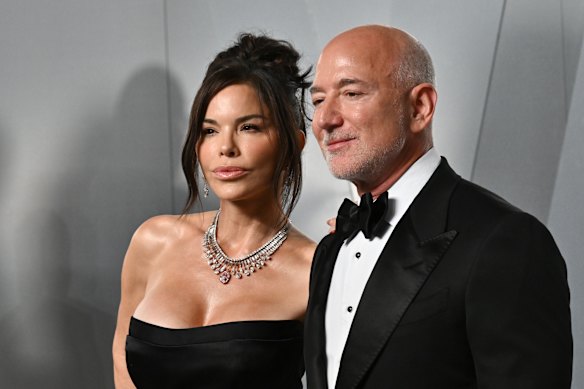 Lauren Sanchez Bezos and Jeff Bezos at the Vanity Fair Oscar Party.