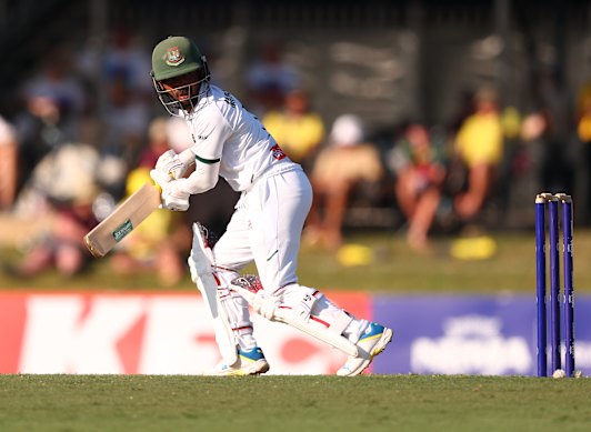 Mominul Haque keeps the score ticking over against Australia.
