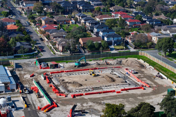 Work has begun on the site of the Burwood underground station, opposite Deakin University. 