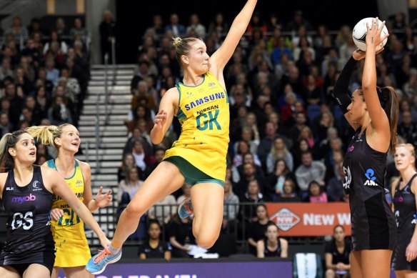 Courtney Bruce filled some Sharni Layton-sized shoes when she got the Diamonds call-up last year.