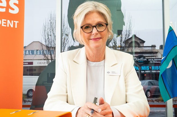 Helen Haines Federal MP at her office.