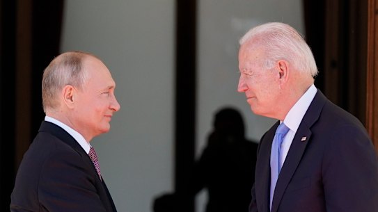 Russian President Vladimir Putin and US President Joe Biden are facing off on Ukraine. This photos was taken during a meeting at the ‘Villa la Grange’ in Geneva in June 2021.