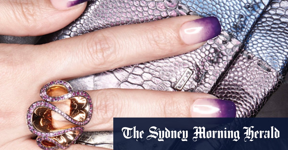 Ombré, frost and 'fairy dust': How to achieve the new French manicure - Vimarsana News