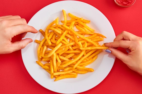 Dietitian Susie Burrell shares her top picks for supermarket frozen chips.