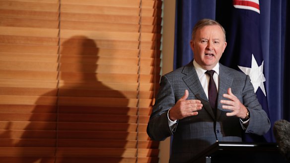 Opposition Leader Anthony Albanese has accused the government of ignoring warnings about their superannuation early access scheme.