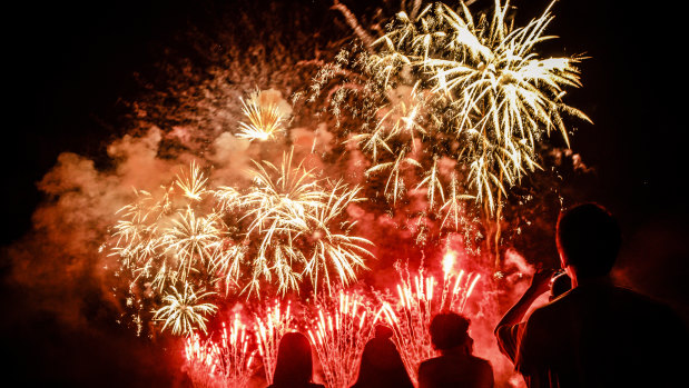Canberra Times photographer Sitthixay Ditthavong says you don't need fancy equipment to take spectacular photos of fireworks.