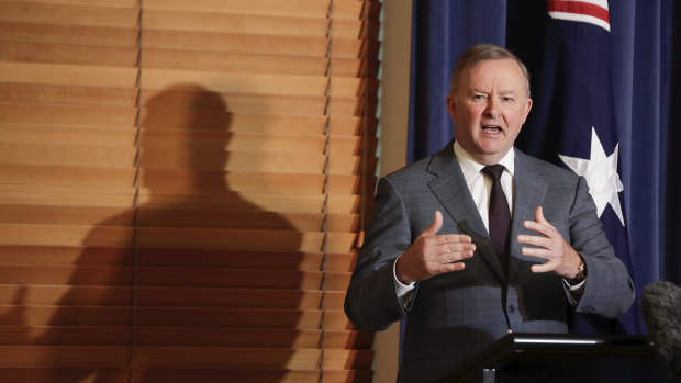 Opposition Leader Anthony Albanese has accused the government of ignoring warnings about their superannuation early access scheme.