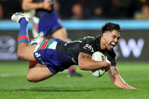 Shaun Johnson secures victory for the Warriors on Friday night.