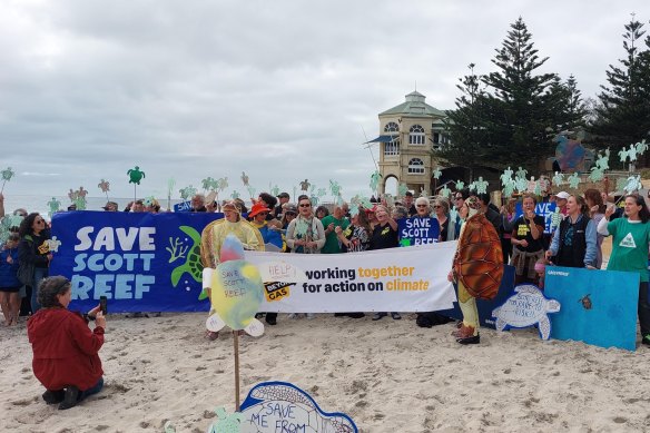 A group gathered at Cottesloe Beach to protest the Browse Gas project.